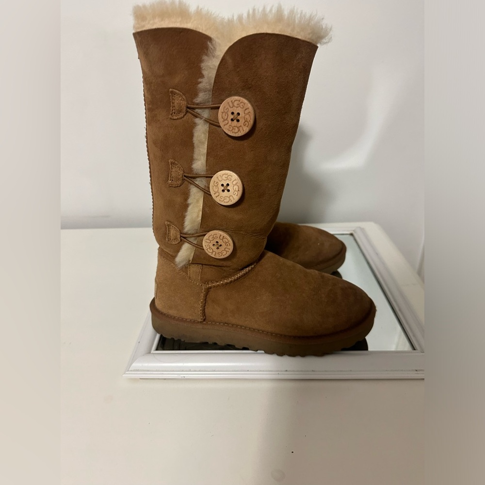 Ugh boots